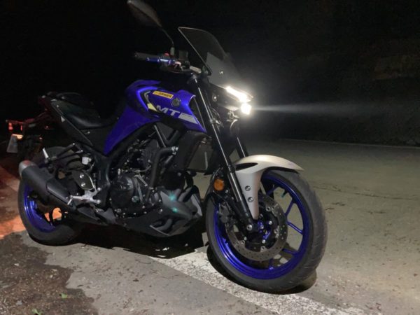 MT-03ABSのLEDヘッドライトレビューとついでに蛍探し。