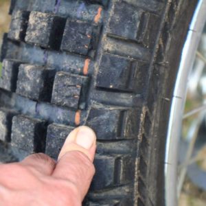 「今朝の夢」電動バイクで遠出したら坂道でバッテリー残量がヤバい